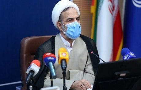 دریافت پول «خدمات دارویی» در داروخانه‌ها وجاهت قانونی ندارد