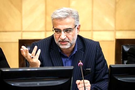 پیگیری معیشت و حقوق و دستمزد کارگران و بازنشستگان