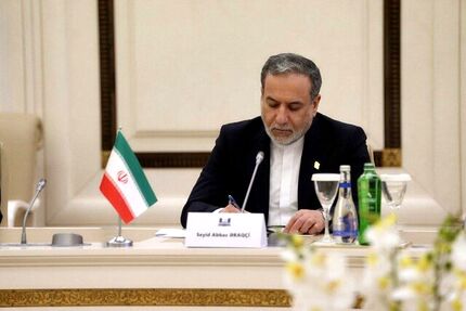 عراقچی: جمهوری اسلامی ایران در تمامی لحظات سرنوشت‌ساز، شریکی مطمئن و تکیه‌گاهی استوار برای جمهوری آذربایجان است