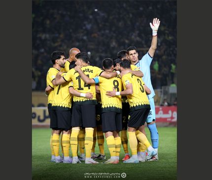 سپاهان صدرنشین لیگ برتر فوتبال شد