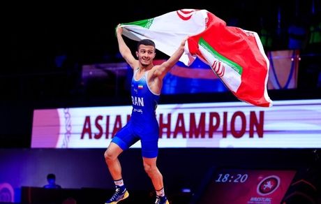 آزادکار ایرانی، بهترین کشتی‌گیر آسیا شد