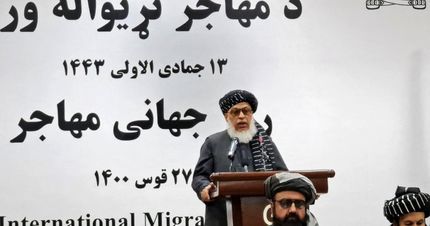 طالبان خواستار بازگشت آمریکا به افغانستان شد