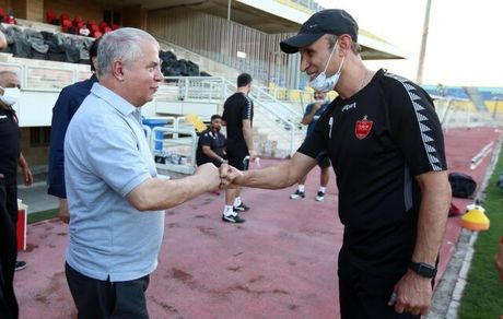 پروین: پرسپولیس با اختلاف ۲۰ امتیازی قهرمان می‌شود