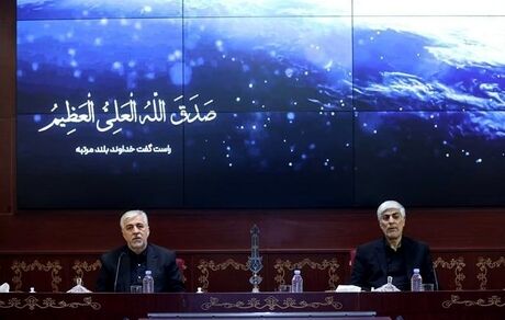 کیومرث هاشمی به عنوان سرپرست وزارت ورزش و جوانان معارفه شد