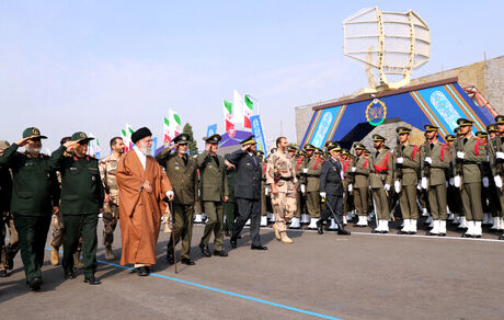 
حضور فرمانده کل قوا در مراسم دانش‌آموختگی دانشجویان دانشگاه‌های افسری ارتش
