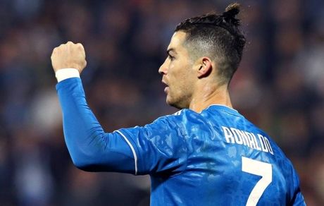 
یک منبع نزدیک به رونالدو: کریس می‌خواهد به رئال برگردد!
