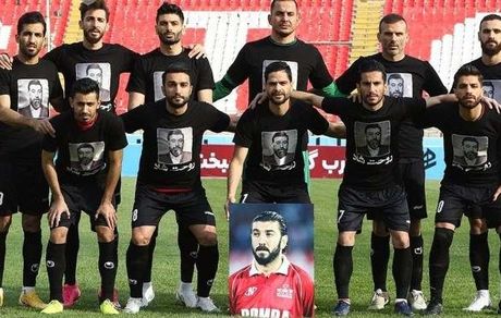 پرسپولیس تا پایان سال مشکی پوش می ماند