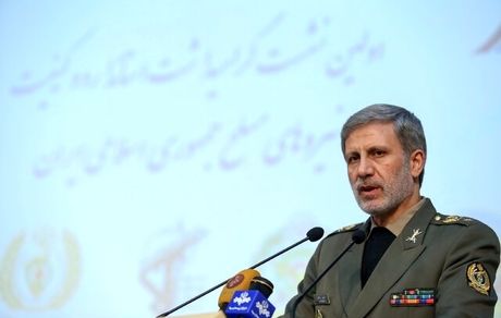 وزیر دفاع: موشک‌باران عین‌الاسد در بالاترین سطح استانداردها انجام شد
