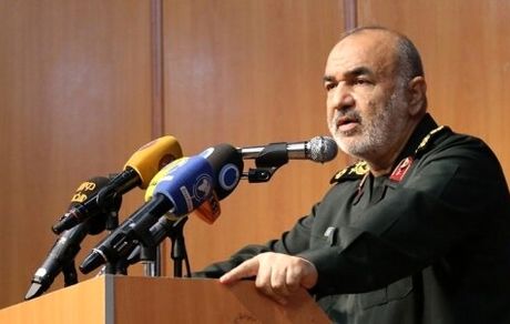 فرمانده کل سپاه: بسیج خط‌شکن است و مرزهای جدید را تغییر می‌دهد