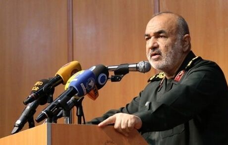 فرمانده کل سپاه: بسیج خط‌شکن است و مرزهای جدید را تغییر می‌دهد