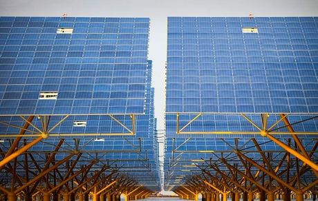 چین از بزرگ‌ترین نیروگاه خورشیدی شناور جهان، بهره برداری کرد