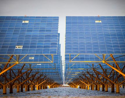 چین از بزرگ‌ترین نیروگاه خورشیدی شناور جهان، بهره برداری کرد