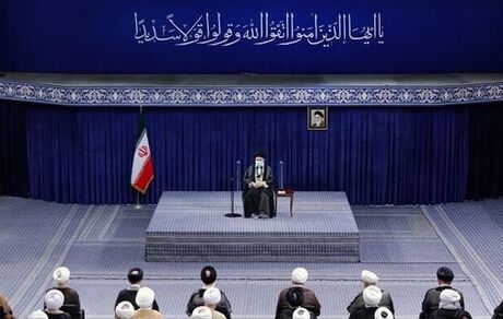 ائمه جمعه با رفتار خود امر به تقوا کنند/تفاوت گفتار و رفتار امام جمعه مستمع را سر لج می‌آورد