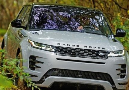 توقیف یک دستگاه رنجروور قاچاق در شیراز