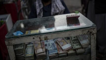کشف ۱۲ میلیون دلار پول نقد و شمش طلا از مقامات سابق افغانستان
