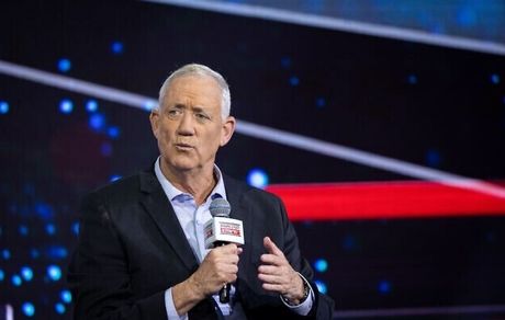 گانتس: توافق هسته‌ای تنها پیشرفت هسته‌ای ایران را کند می‌کند