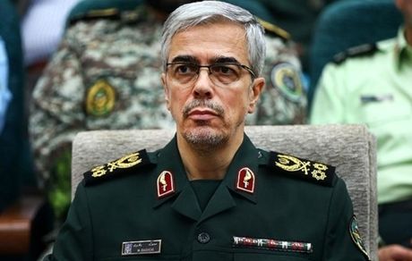 سرلشکر باقری: ایران به تقویت روابط دو کشور اهمیت می‌دهد
