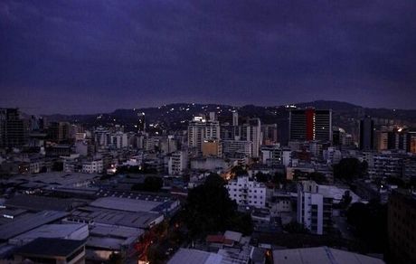 ونزوئلا در تاریکی فرو رفت