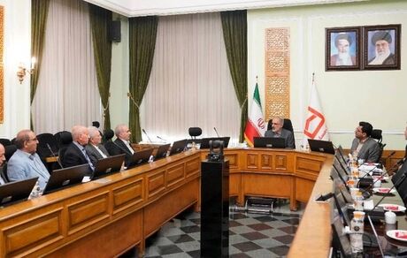 مدیرعامل بانک مسکن: تجارب بازنشستگان، چراغ راه پیشرفت بانک است