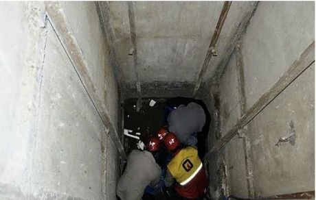 حادثه در چاهک آسانسور یک ساختمان در ایلام