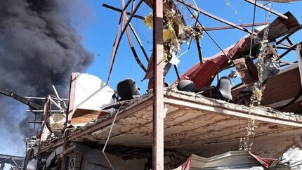 علت وقوع حادثه آتش سوزی در شهرک صنعتی شمس آباد در دست بررسی است