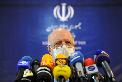 زنگنه: منتظر خارجی‌ها نمی‌مانیم