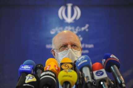 زنگنه: منتظر خارجی‌ها نمی‌مانیم
