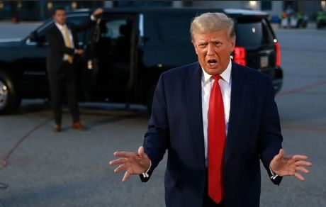 ترامپ: خاورمیانه در حال انفجار است