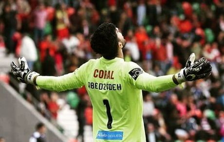 یک خبر اشتباه درباره امیر عابدزاده!/ عکس