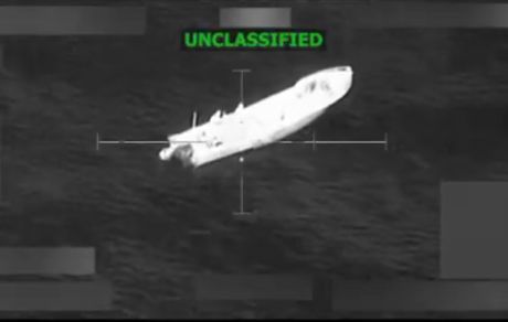 آمریکا، دو شناور دیگر را در اقیانوس آرام هدف قرارداد