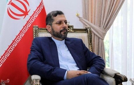 انقلاب ثمره مجاهدت ملی خستگی ناپذیر برای استقلال بود
