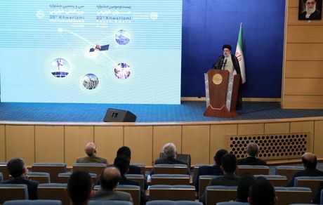 شرکت‌های دانش بنیان در کنار مجموعه‌های بزرگ صنعتی و تولیدی قرار گیرند