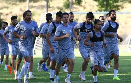 
سومین تست کرونای آبی‌پوشان منفی شد
