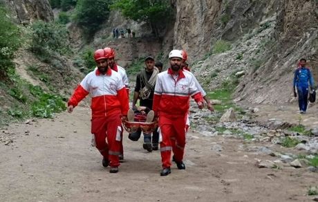 نجات جان ۴ کوهنورد گمشده در مسیر صعود به قله دماوند