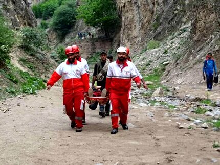 نجات جان ۴ کوهنورد گمشده در مسیر صعود به قله دماوند