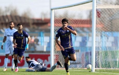 گل‌گهر با شکست ملوان از بحران خارج شد
