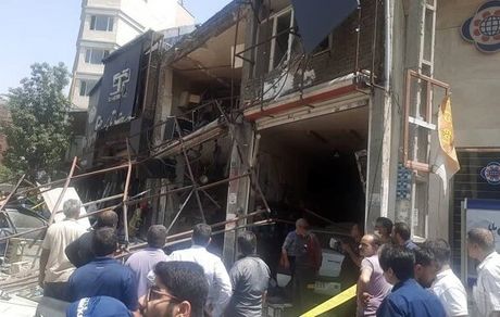 تخریب چند مغازه در قیطریه تهران بدلیل انفجار در تعویض روغنی!