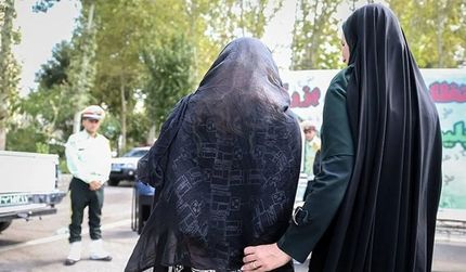 قتل جوان ۳۱ ساله در شاهین‎‌دژ توسط مادر و خواهرش