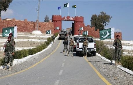 پاکستان خواستار گفت و گو و دیپلماسی با افغانستان شد