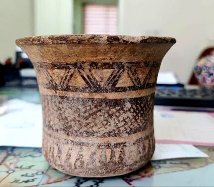 کشف جام سفالی ۵ هزار ساله در همدان