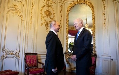 فرانسه: بایدن و پوتین در سرزمینی بی‌طرف دیدار می‌کنند