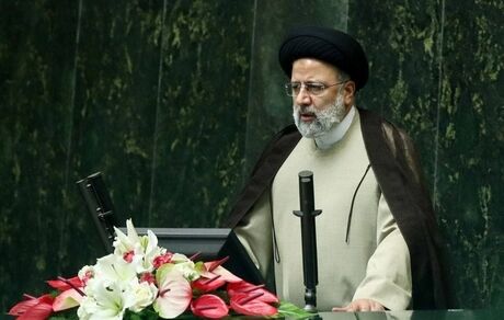 بودجه ۱۴۰۱ بدون تورم و کسری بزودی تقدیم مجلس می‌شود / مشورت با مجلس عنایت الهی است