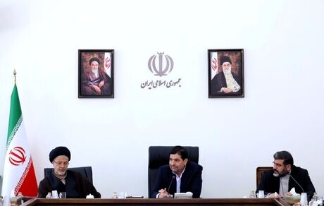 مخبر در جلسه شورای عالی سینما: باید برای آینده و چشم انداز سینمای کشور ریل گذاری شود