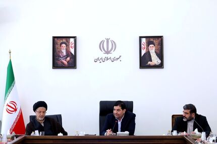 مخبر در جلسه شورای عالی سینما: باید برای آینده و چشم انداز سینمای کشور ریل گذاری شود