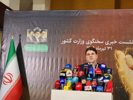 سخنگوی وزارت کشور: مسائل قانونی و شرعی گواهینامه موتورسواری بانوان حل شده است / نگرانی بابت تامین نیازهای کشور نداریم