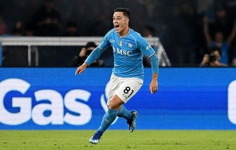 ناپولی از بحران خارج شد