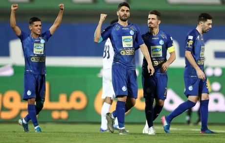 استقلال با چه بازیکنانی تمدید می‌کند؟