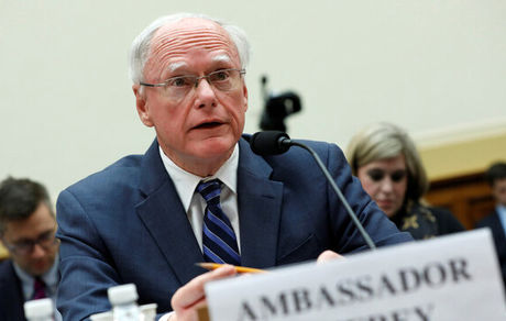 دیپلمات آمریکا: ارتش ما در افغانستان کار فاجعه‌آمیز کرد/ باید با طالبان مذاکره کنیم