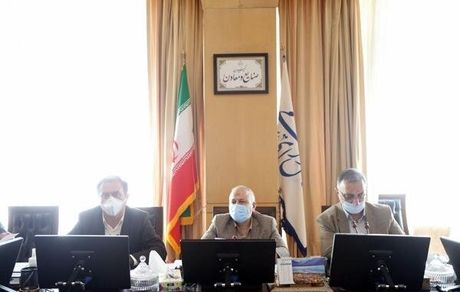 بررسی وضعیت نابسامان سیمان و فولاد در کمیسیون صنایع