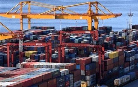 شرایط برگشت ارز صادراتی همه کالاها الزاما نباید یکسان باشد